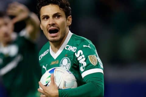 Palmeiras goleia LDU por 4-0 e vai à final da Libertadores contra o Flamengo