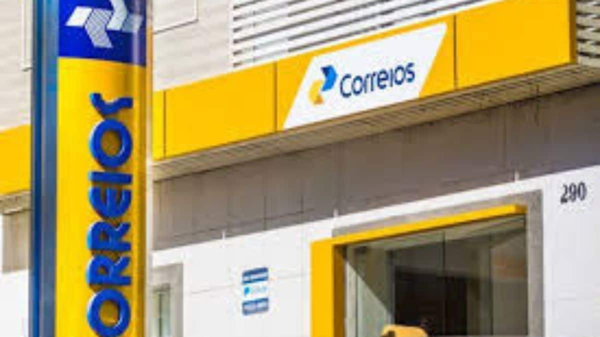 Correios aprovam plano com demissão voluntária
