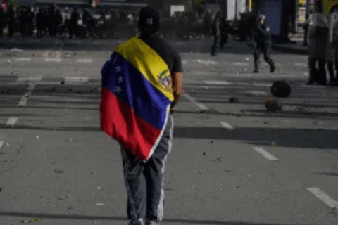 Especialistas apontam que invasão terrestre dos Estados Unidos à Venezuela seria improvável no cenário atual