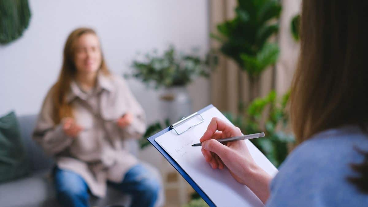 Nova NR-01: atualização amplia foco em saúde mental e redefine a segurança no trabalho no Brasil