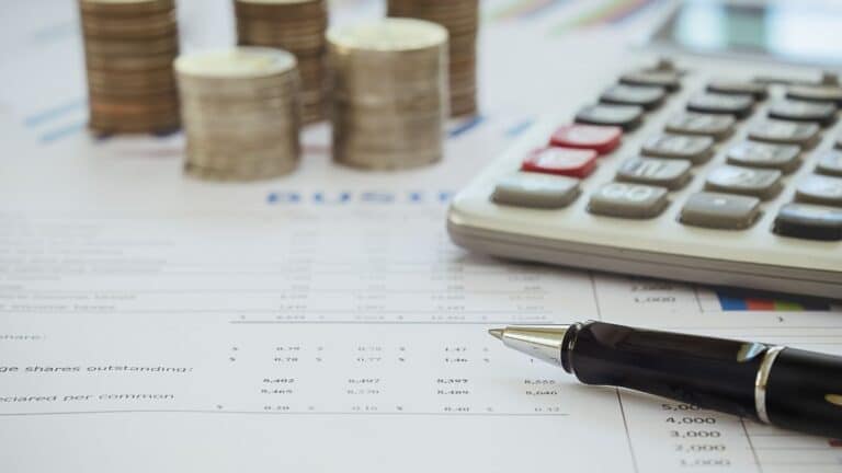 Aumento do salário mínimo em 2026 gera forte pressão fiscal