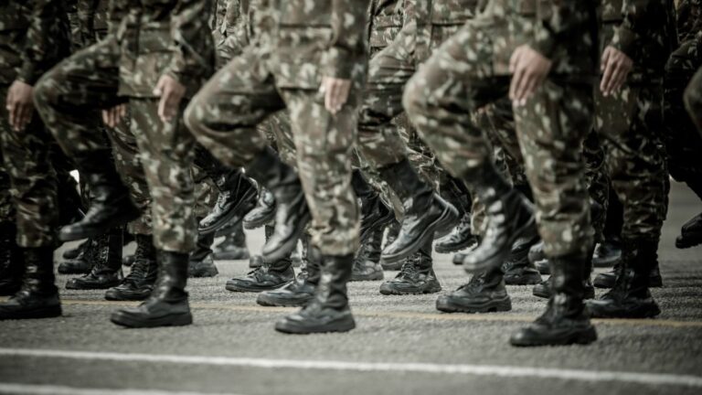 Brasil acende alerta com novo líder militar dos EUA na região