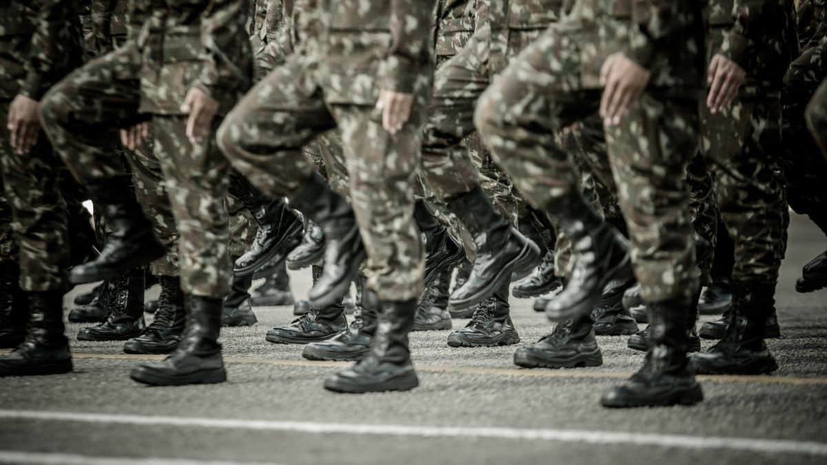 Brasil acende alerta com novo líder militar dos EUA na região
