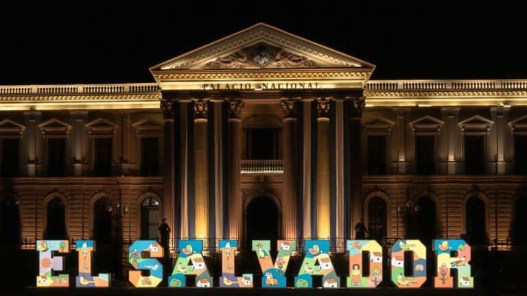 El Salvador inspira debate: modelo de Bukele serviria ao Brasil?
