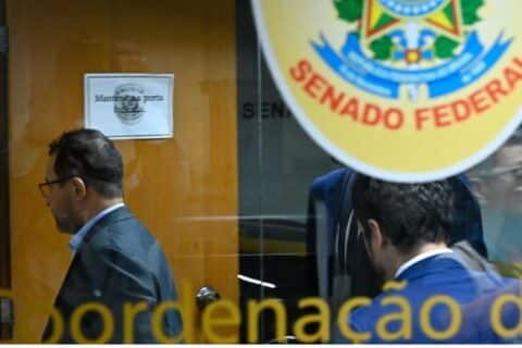 Ex-coordenador do INSS é preso depois de longo depoimento