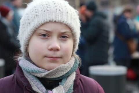 Greta Thunberg é detida em Londres durante manifestação