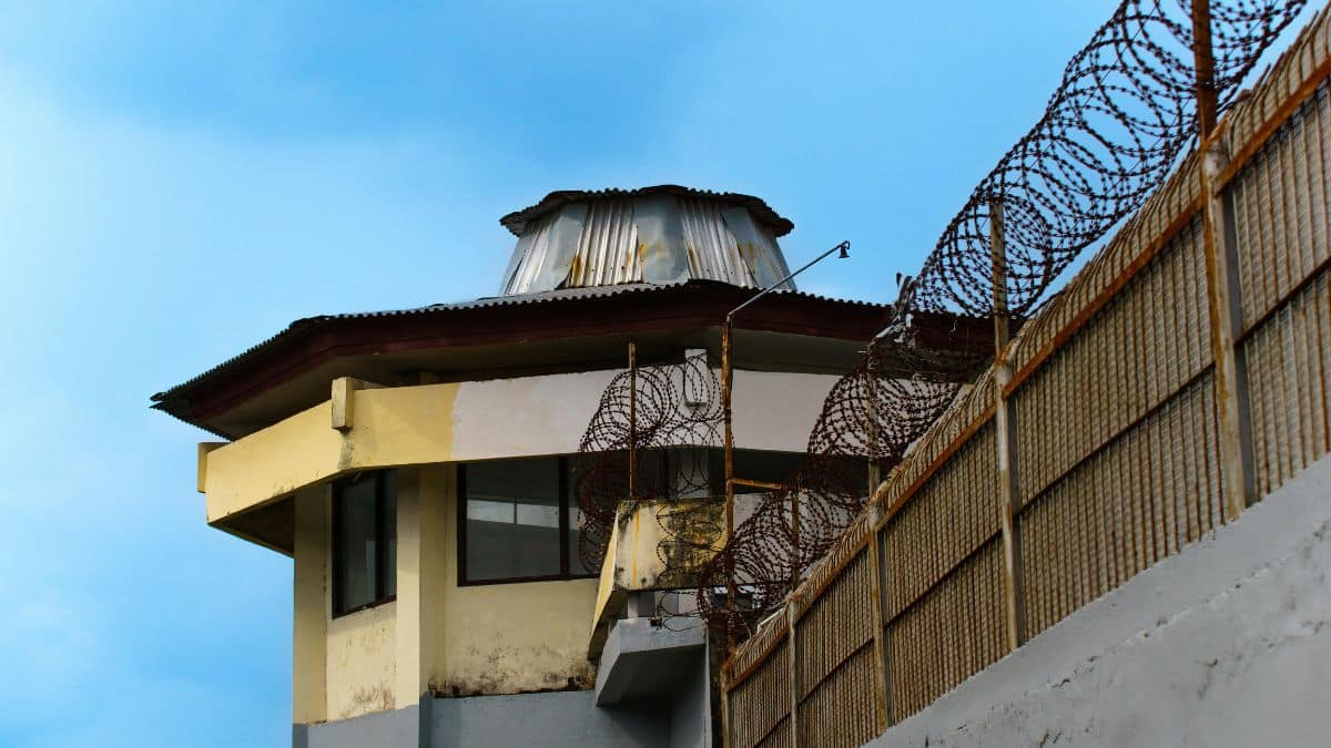 Grupo criminoso manipula ordens judiciais e libera detentos em BH