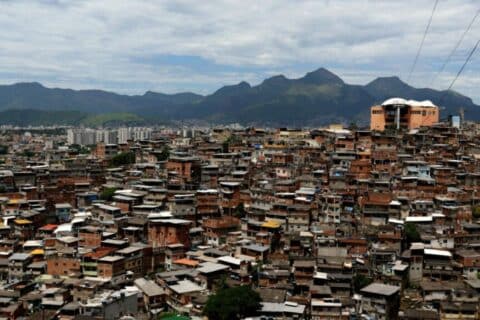 Mapa mostra nova configuração das facções no Rio