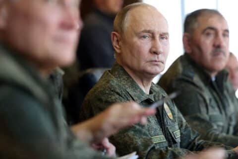 Putin diz que Rússia está pronta para guerra com a Europa