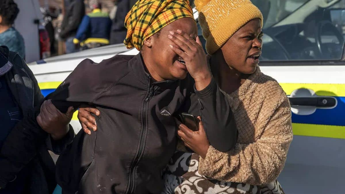 Tragédia na África do Sul: Ataque a tiros deixa 9 mortos