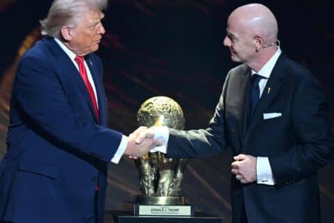 Trump recebe da Fifa o “Prêmio da Paz” durante evento da Copa