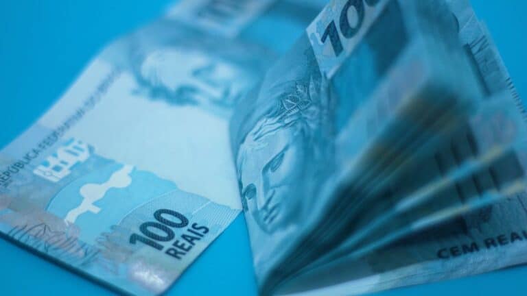 Últimos dias para empresas pagarem a segunda parcela do 13º