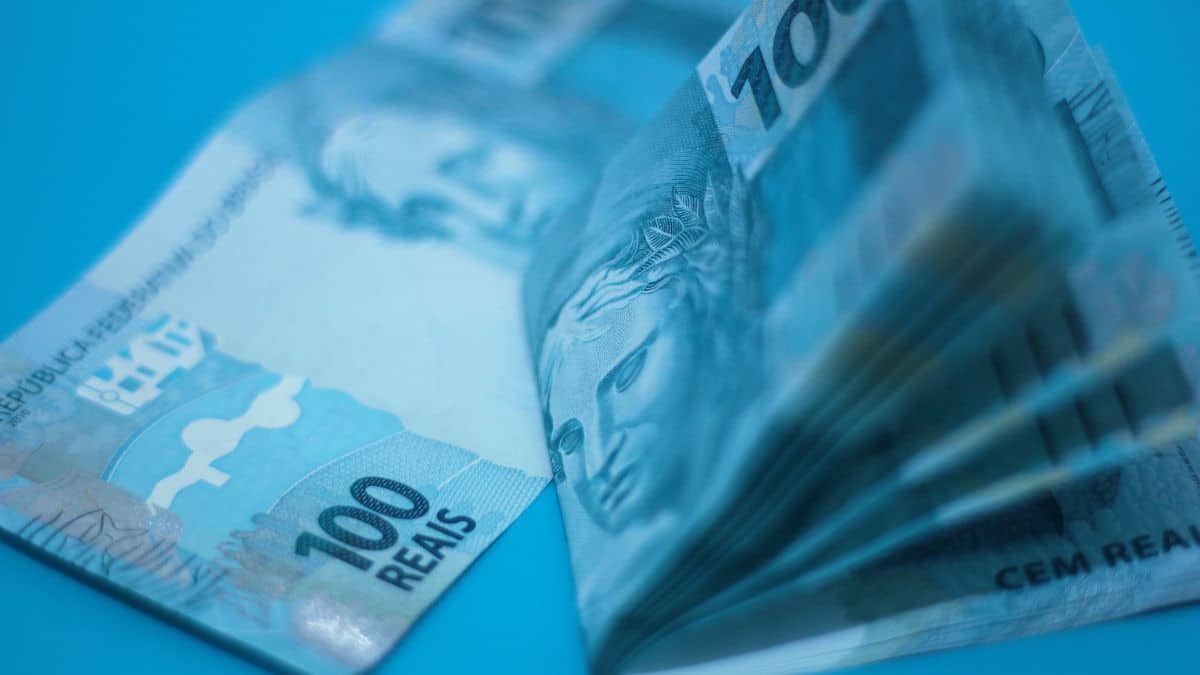 Últimos dias para empresas pagarem a segunda parcela do 13º