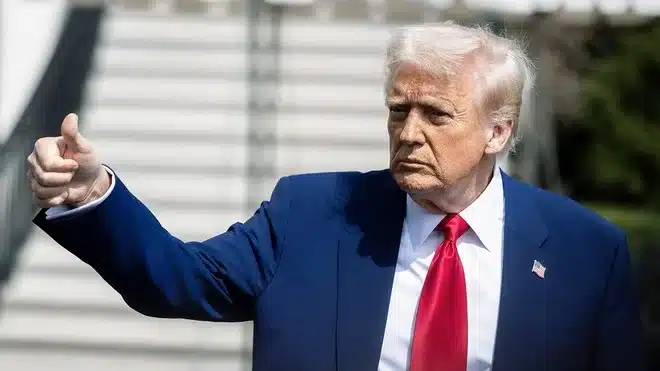 Trump taxa chips de AMD e NVIDIA em 25% gerando tensão no mercado de tecnologia