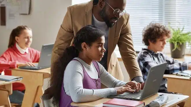 Lenovo Impulsiona Educação com Chromebooks e Inteligência Artificial
