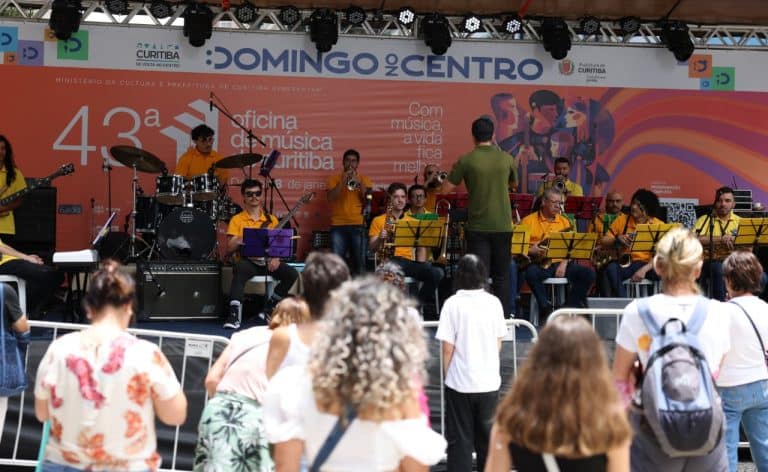 Praça Osório recebe programação gratuita da Oficina de Música de Curitiba