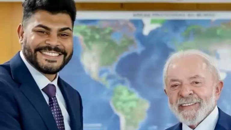 Diplomata de origem humilde relata encontro com Presidente Lula