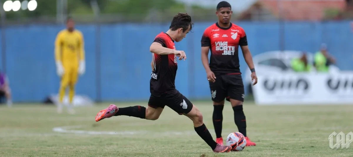 João Cruz e Bruninho Brilham e Impulsionam Cianorte no Campeonato Estadual