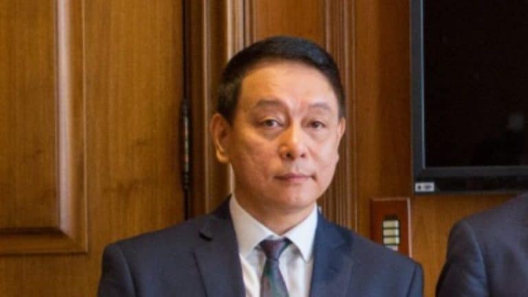Empresário chinês segue preso por tráfico de metanfetamina