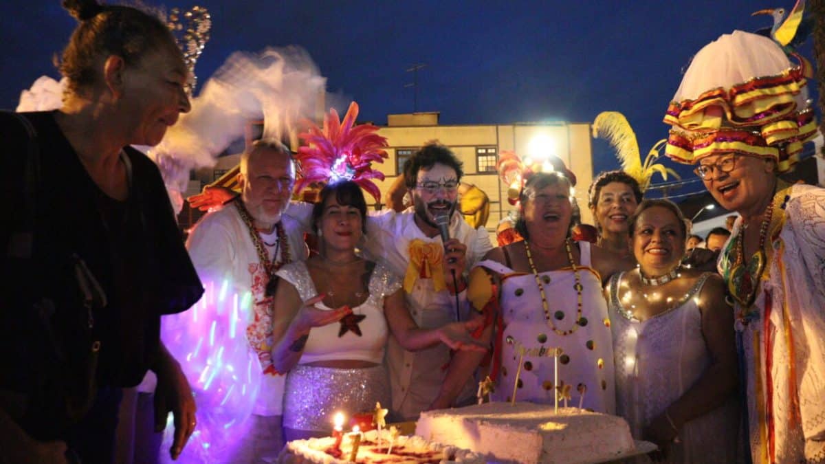 Garibaldis e Sacis Agita Curitiba em Pré Carnaval Histórico de 27 Anos