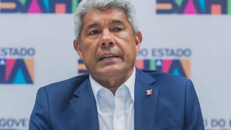 Jerônimo Rodrigues mantém confiança em Félix Mendonça após operação da PF