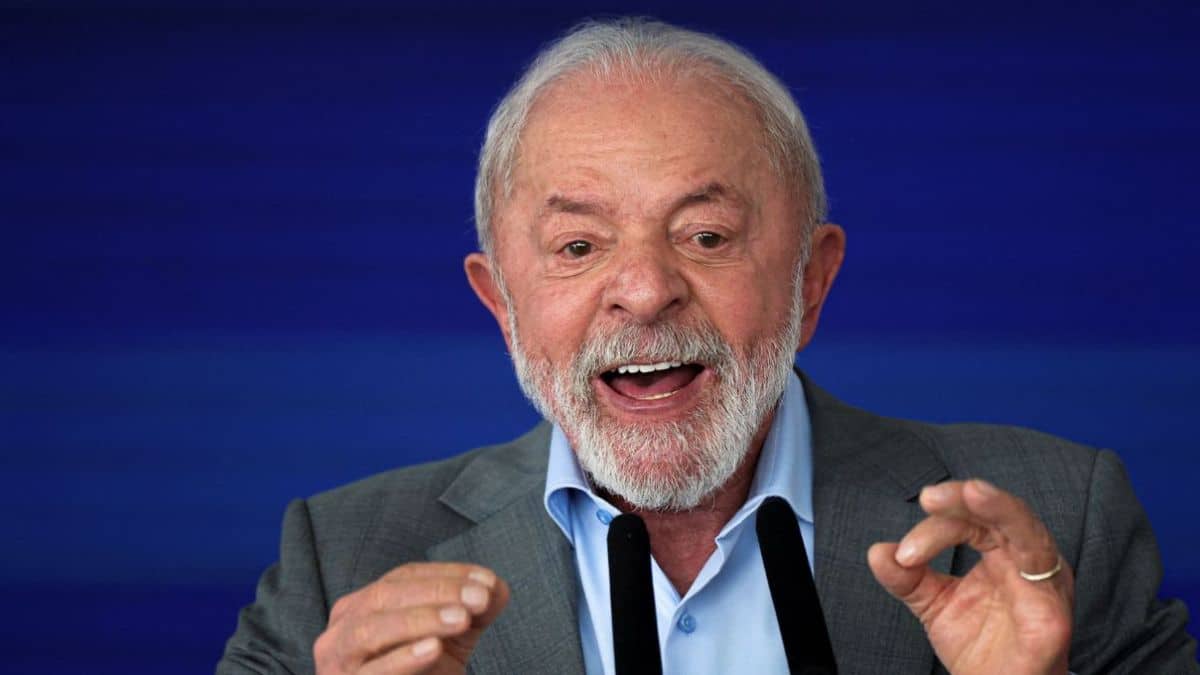 Presidente Lula fala sobre ataque dos Estados Unidos à Venezuela durante declaração oficial