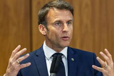 Macron condena repressão no Irã e manifesta apoio a protestos