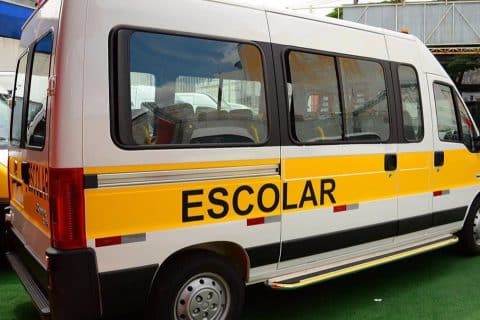 Novo decreto altera regras para motoristas de Transporte Escolar no DF