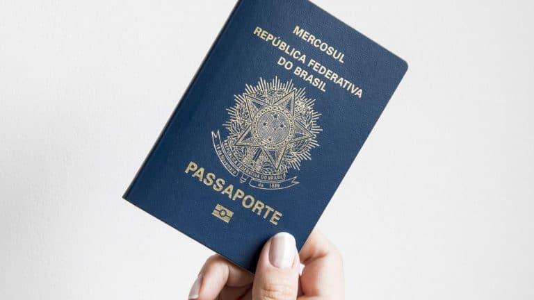 Passaporte brasileiro garante acesso sem visto a 169 destinos