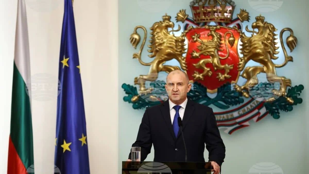 Presidente Rumen Radev da Bulgária anuncia renúncia