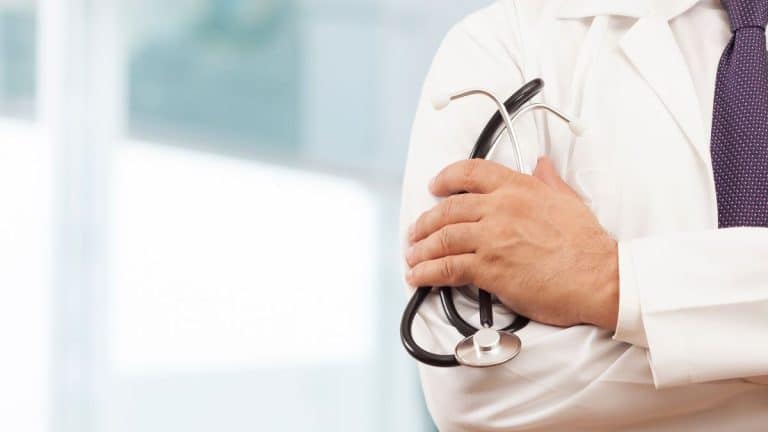 Projeto "Saúde em Nossas Mãos" reduz infecções em UTIs do SUS