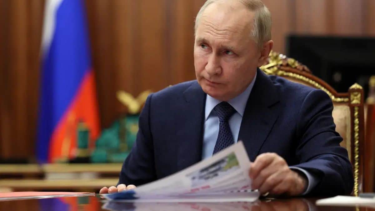 Putin estipula "preço de venda" da Groenlândia aos EUA e cita exemplo histórico do Alasca