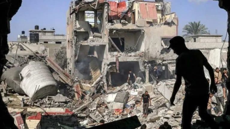 imagem do confronto entre gaza e israel
