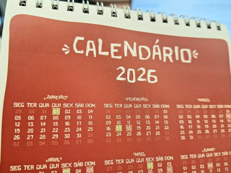 Bancos Fecham Treze Dias em 2026 Veja Calendário Completo de Feriados