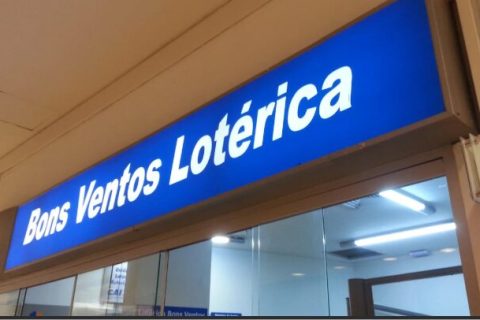 Quina da Mega-Sena tem ganhador em Curitiba Aposta premiada saiu de shopping