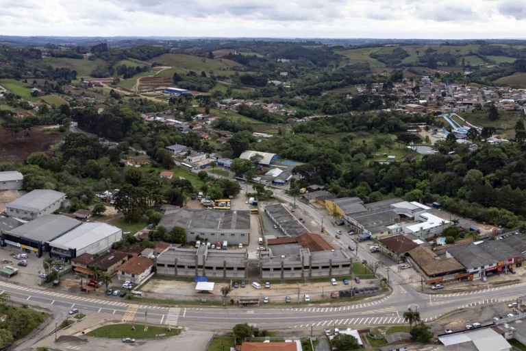 Especulação Imobiliária Explica Ociosidade de Terrenos na Grande Curitiba