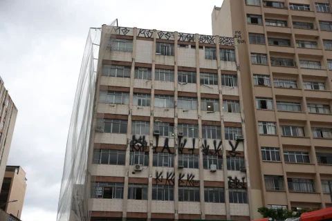 Pichar em Curitiba Agora Pode Custar Uma Fortuna