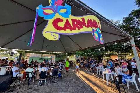 Carnaval do Paraná Estende Festa com Novo Dia de Folia na Orla e Corso