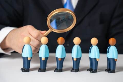 Mercado aquecido dificulta recrutamento e eleva rotatividade nas empresas