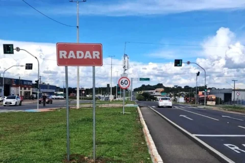 Radares Ligados em Campo Largo Começam a Autuar Motoristas Infratores