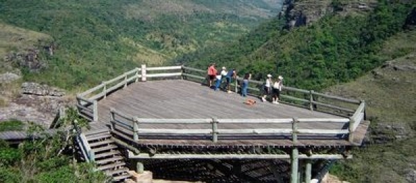 Guartelá impulsiona turismo em Tibagi com alta histórica de visitantes