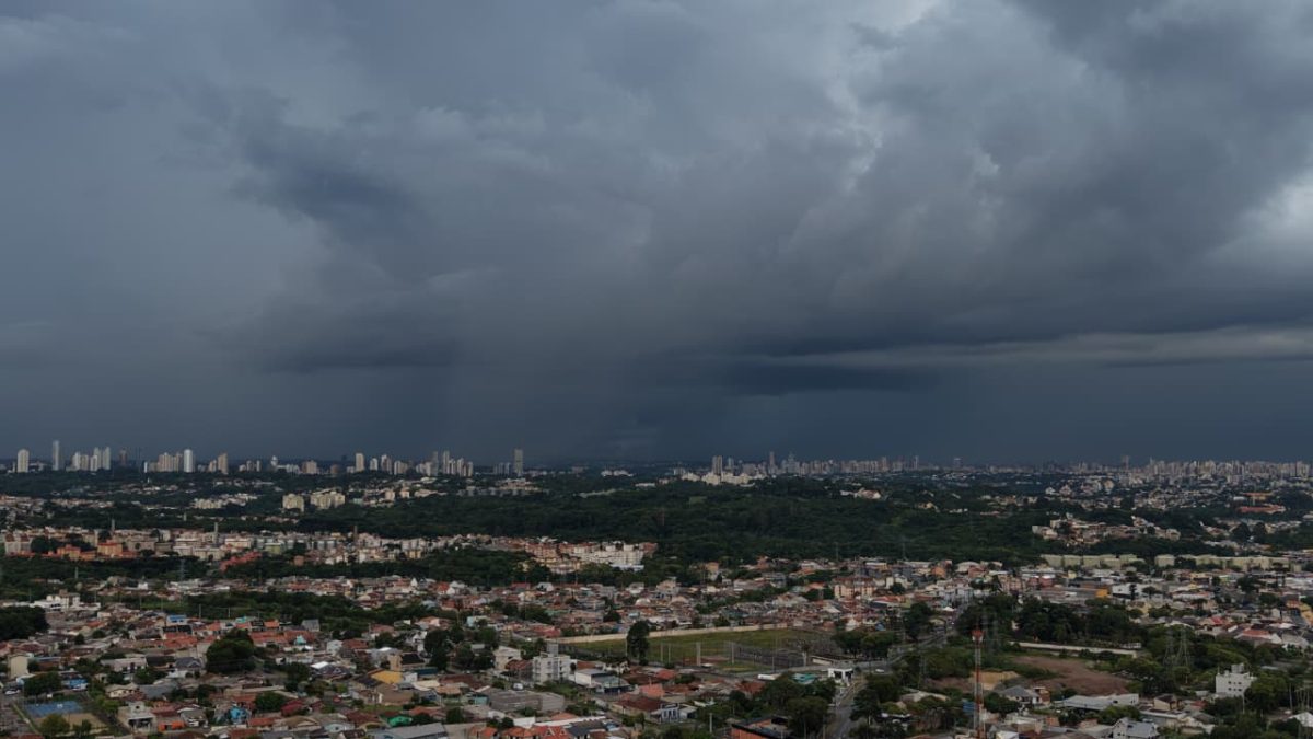 Curitiba Sofre Com Chuva Intensa Previsão Aponta Melhora Apenas na Próxima Semana