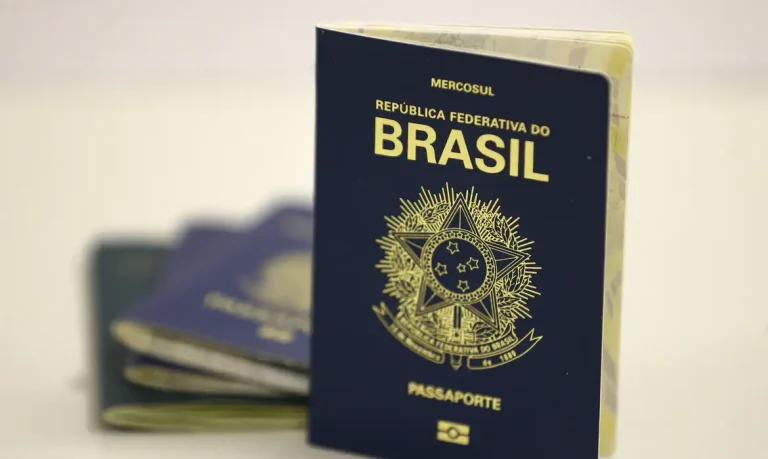 Estados Unidos suspendem emissão de vistos para imigrantes de seis países